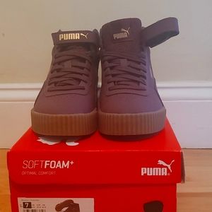 Puma Sneakers